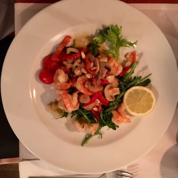 Cosmos - Scampi Mit Frischen Mischpilzen in Olivenöl auf Rukola!Lecker! - Bars Near Me - Hamburg, HH