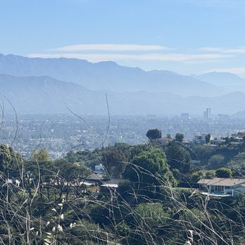 Deervale-Stone Canyon Park - Hiking Near Me - Los Angeles, California