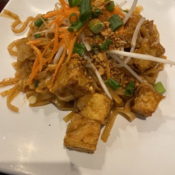 Sumalee's Thai Cuisine - Phad Thai Tofu - Thai Near Me - Bonney Lake, Washington Sumalee's Thai Cuisine - Phad Thai Tofu - Thai Near Me - Bonney Lake, Washington