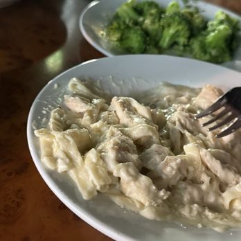 Frittella Italian Cafe - Kids Fettuccini w chicken. - Italian Near Me - Bryan, Texas