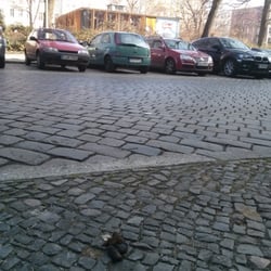 Helmholtzplatz - Upps...da sind na nette Straßenverschmutzer unterwegs;-)