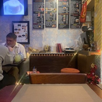 Siam I Am - Table seating - Thai Near Me - Redondo Beach, California Siam I Am - Table seating - Thai Near Me - Redondo Beach, California