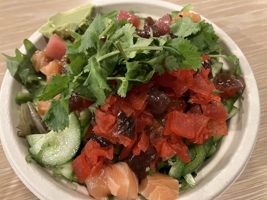 Olia Poke & Tea by null