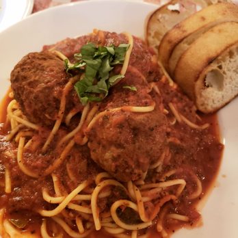 Gio's Pizza - Spaghetti & Meatballs - Pizza Near Me - Santa Rosa, California Gio's Pizza - Spaghetti & Meatballs - Pizza Near Me - Santa Rosa, California