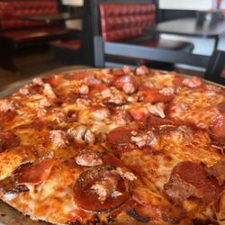 DeMarinis Pizzeria - Pizza!