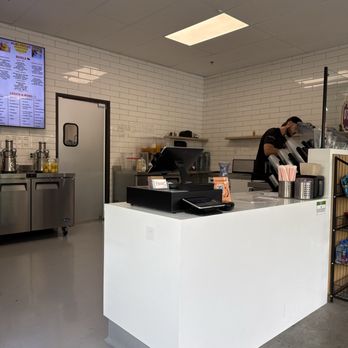 The Blend Smoothies - Juice Bars & Smoothies Near Me - Winchester, California