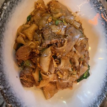 Up Thai - Pad Se-Ew - Thai Near Me - New York, New York