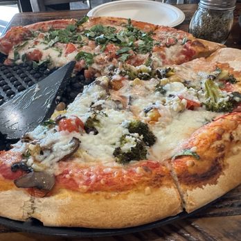 Gina's Pizza - Roasted veggie pizza (half) and Margherita pizza VEGAN! - Italian Near Me - Laguna Beach, California Gina's Pizza - Roasted veggie pizza (half) and Margherita pizza VEGAN! - Italian Near Me - Laguna Beach, California