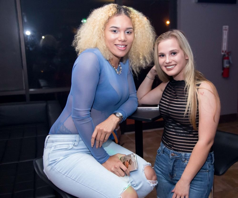 THE HOOKAH BEACH BUNZ Updated October 2024 29 Photos 1223 30th