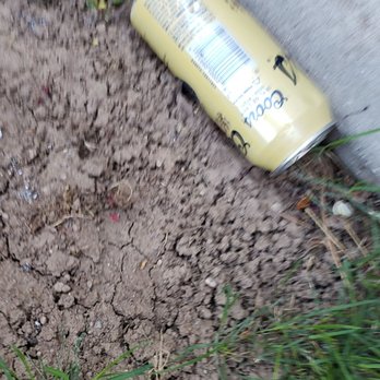 Fox Creek Apartments - Trash always everywhere - Apartments Near Me - Layton, Utah