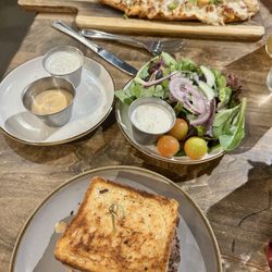 Tusk & Trotter American Brasserie