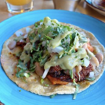 La Taqueria Vegiee - Adobada taco - Vegan Near Me - Tijuana, BCN