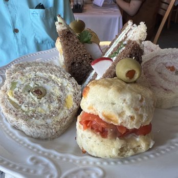 White Heather Tea Room - Tea Rooms Near Me - Victoria, British Columbia White Heather Tea Room - Tea Rooms Near Me - Victoria, British Columbia