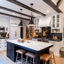 Castillo’s Building