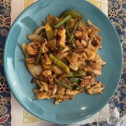 Thai Orchid - Drunken Noodles with Chicken