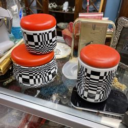 Closets of Curiosity - Only @ Closets of curiosities