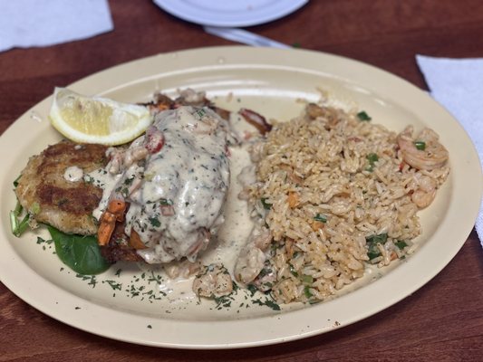 PEEWEE'S CRABCAKES by null