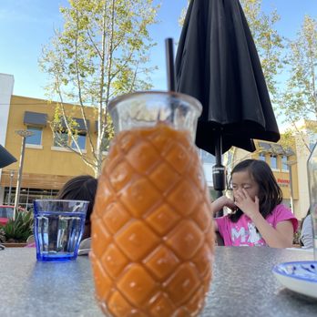 Pineapple Thai - Thai Near Me - Cupertino, California
