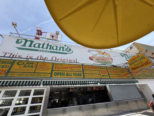 Nathan's Famous by null