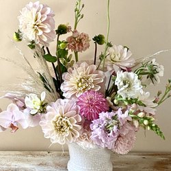 Cannon Beach Cottage Flowers