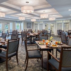 Atria Aquidneck Place