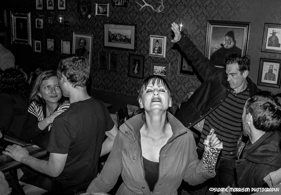 Wolfhound Bar by null