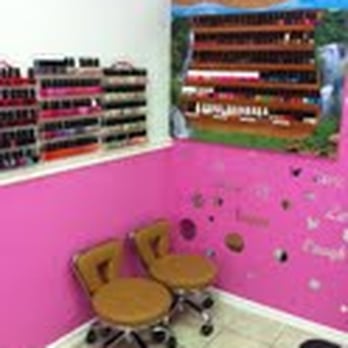 Pink Unisex Nails - Large selection of pretty colours - Nail Salons Near Me - Thornhill, Ontario Pink Unisex Nails - Large selection of pretty colours - Nail Salons Near Me - Thornhill, Ontario