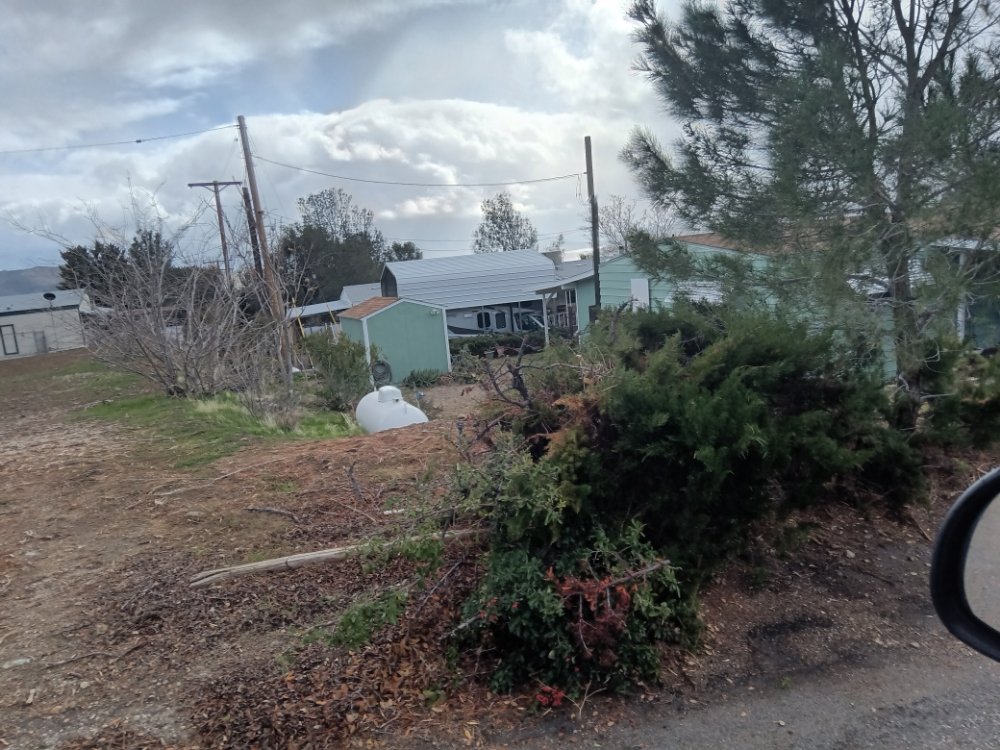 Slide of MT Service Handyman