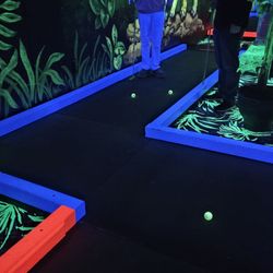 Glow Putt Mini Golf