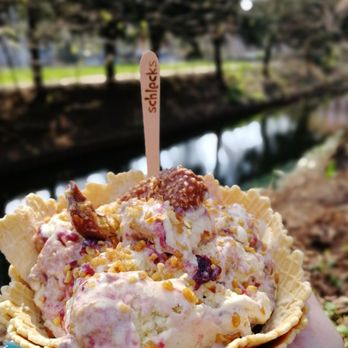 Schlecks - Eis vs. Bikinifigur 1:0 - Ice Cream & Frozen Yogurt Near Me - Münster, NW