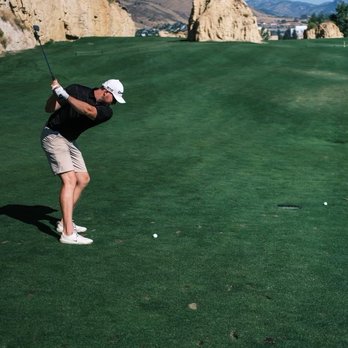 Fossil Trace Golf Club - Iconic hole 12 - Golf Near Me - Golden, Colorado