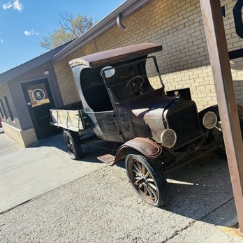Rusty Truck - Pizza Near Me - Riverton, Wyoming Rusty Truck - Pizza Near Me - Riverton, Wyoming