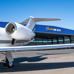 Sun Air Jets - Sun Air Jets Van Nuys Airport Hangars