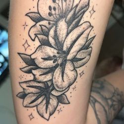 Heart Under Blade Tattoo - One month healed!