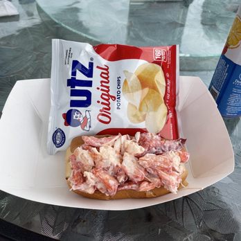 Morrison's Lobsters - Lobster Roll - Seafood Near Me - Kittery, Maine