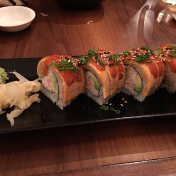 Ebaes - Salmon roll - Ramen Near Me - Los Angeles, California