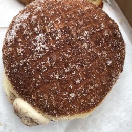 Banana Cream Donuts