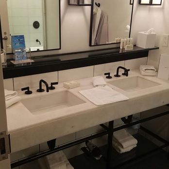 21c Museum Hotel Cincinnati - Hotels Near Me - Cincinnati, Ohio 21c Museum Hotel Cincinnati - Hotels Near Me - Cincinnati, Ohio