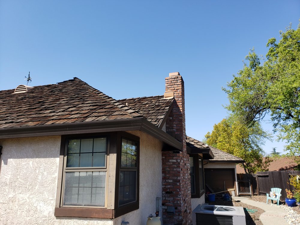 Slide of Bob Jahn's Roofing