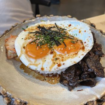 Miro Kaimuki - Bibimbap? - Asian Fusion Near Me - Honolulu, Hawaii