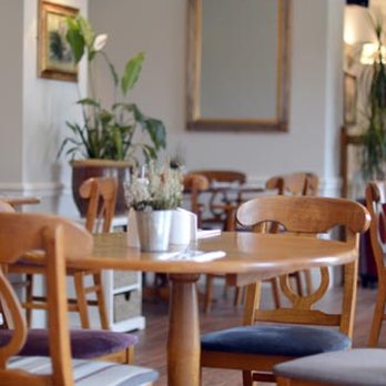 The Salt House - the salthouse restaurant interior - Pubs Near Me - Clevedon, NSM