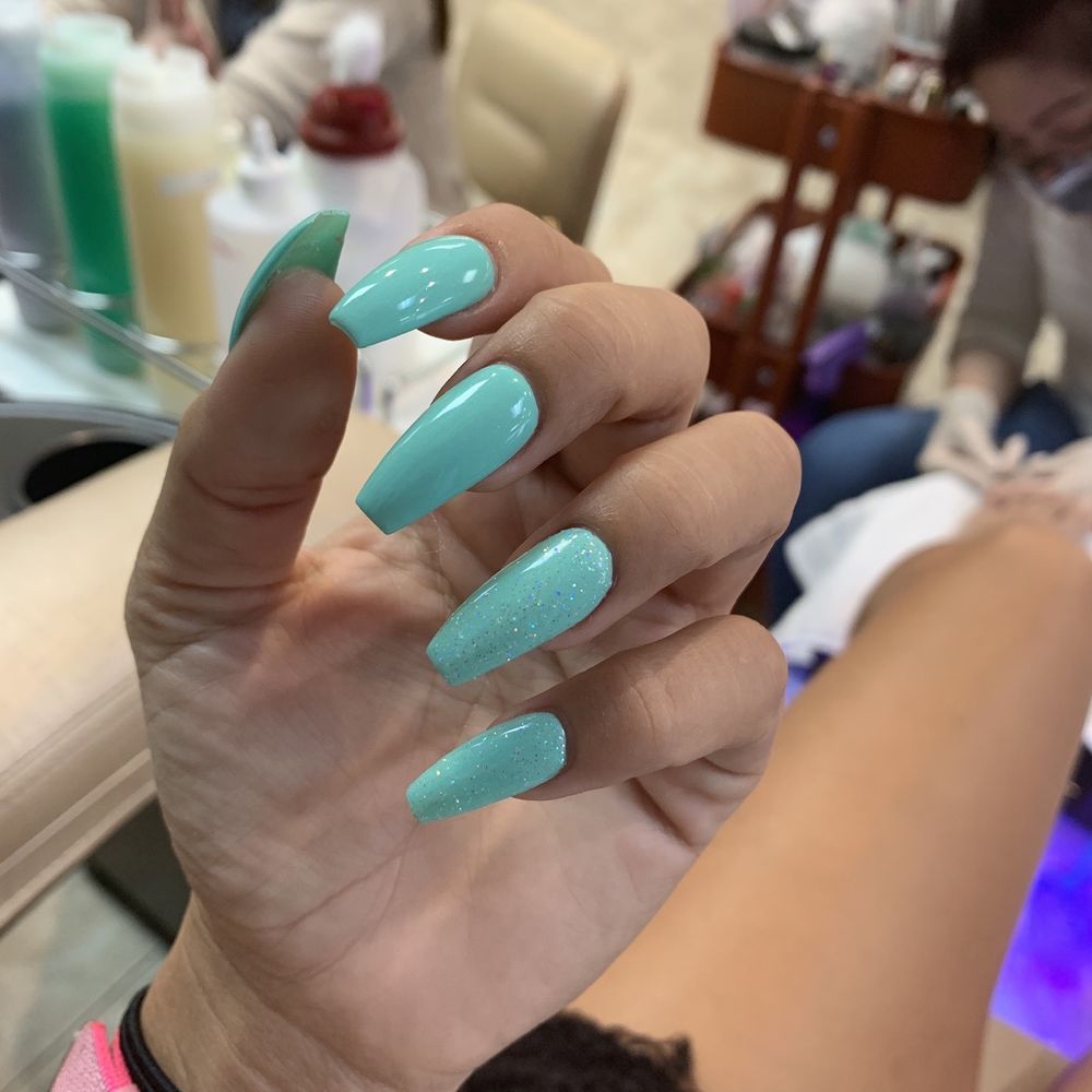 River Nails - Turquoise blue with glitter - Nail Salons Near Me - Las Vegas, Nevada
