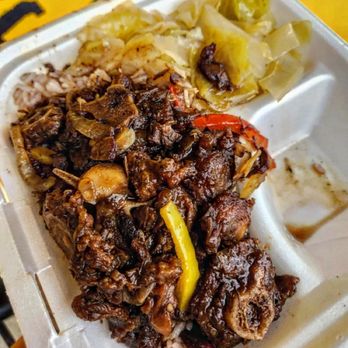 C3 Jamaican Corner Cuisine - Oxtail plate - Caribbean Near Me - Winston-Salem, North Carolina