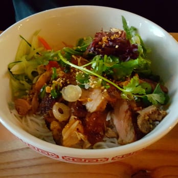 District Saigon - Chicken Bun - Vietnamese Near Me - Astoria, New York