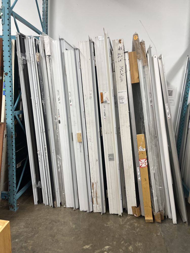 HARRISONBURG RESTORE Updated August 2024 2261 S Main St