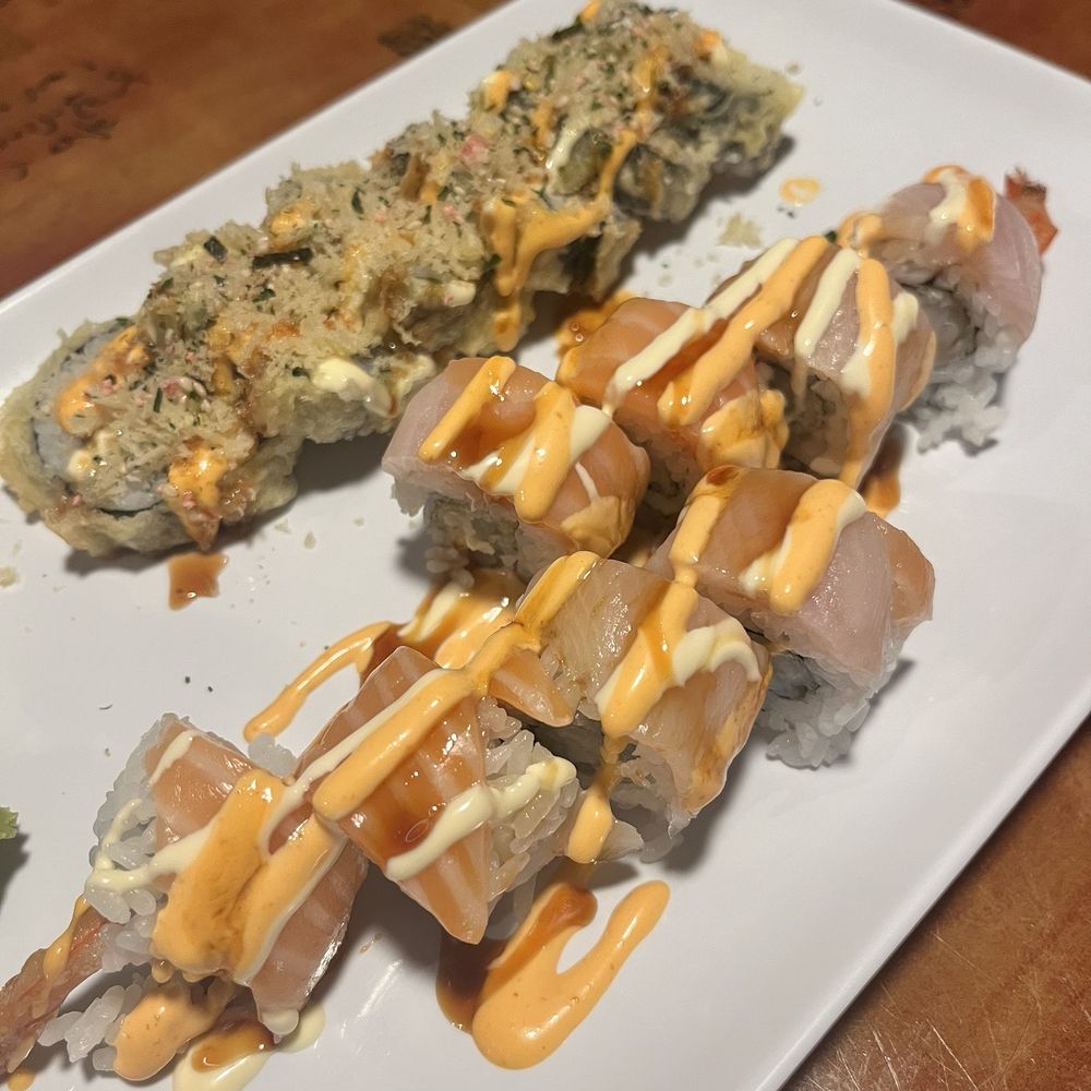 Gluten free Samurai Roll and I forgot what my friend got Gluten free Samurai Roll and I forgot what my friend got