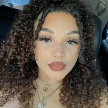 Precise Eyebrow Threading - As you can see I'm the picture my eyebrows look AMAZING!!! 10/10 - Threading Services Near Me - Los Angeles, California