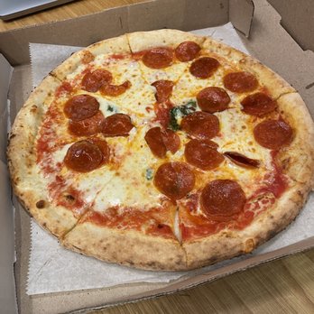 90 Second Pizza - Pepperoni - Pizza Near Me - Washington, DC, District of Columbia 90 Second Pizza - Pepperoni - Pizza Near Me - Washington, DC, District of Columbia