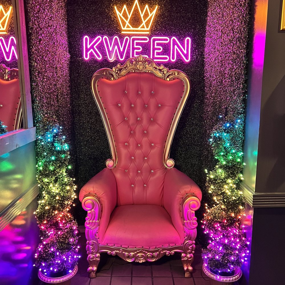 Kween Astoria - Throne at Kween - Gay Bars Near Me - New York, New York Kween Astoria - Throne at Kween - Gay Bars Near Me - New York, New York