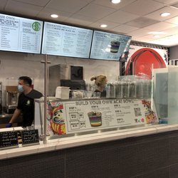 Vita Cane Sugarcane Juicery & Açai Bar - Interior